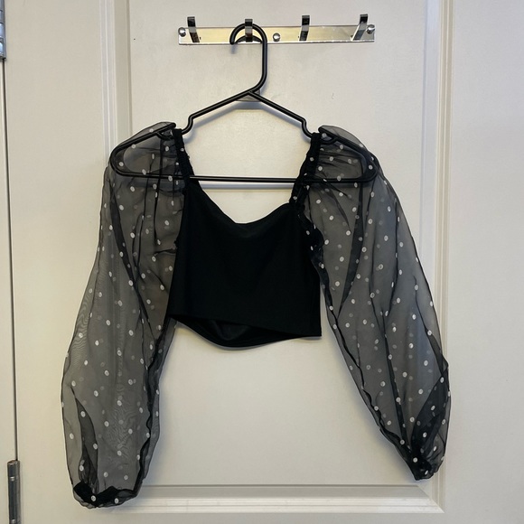 BOOHOO black mesh polka dot crop - Picture 2 of 3